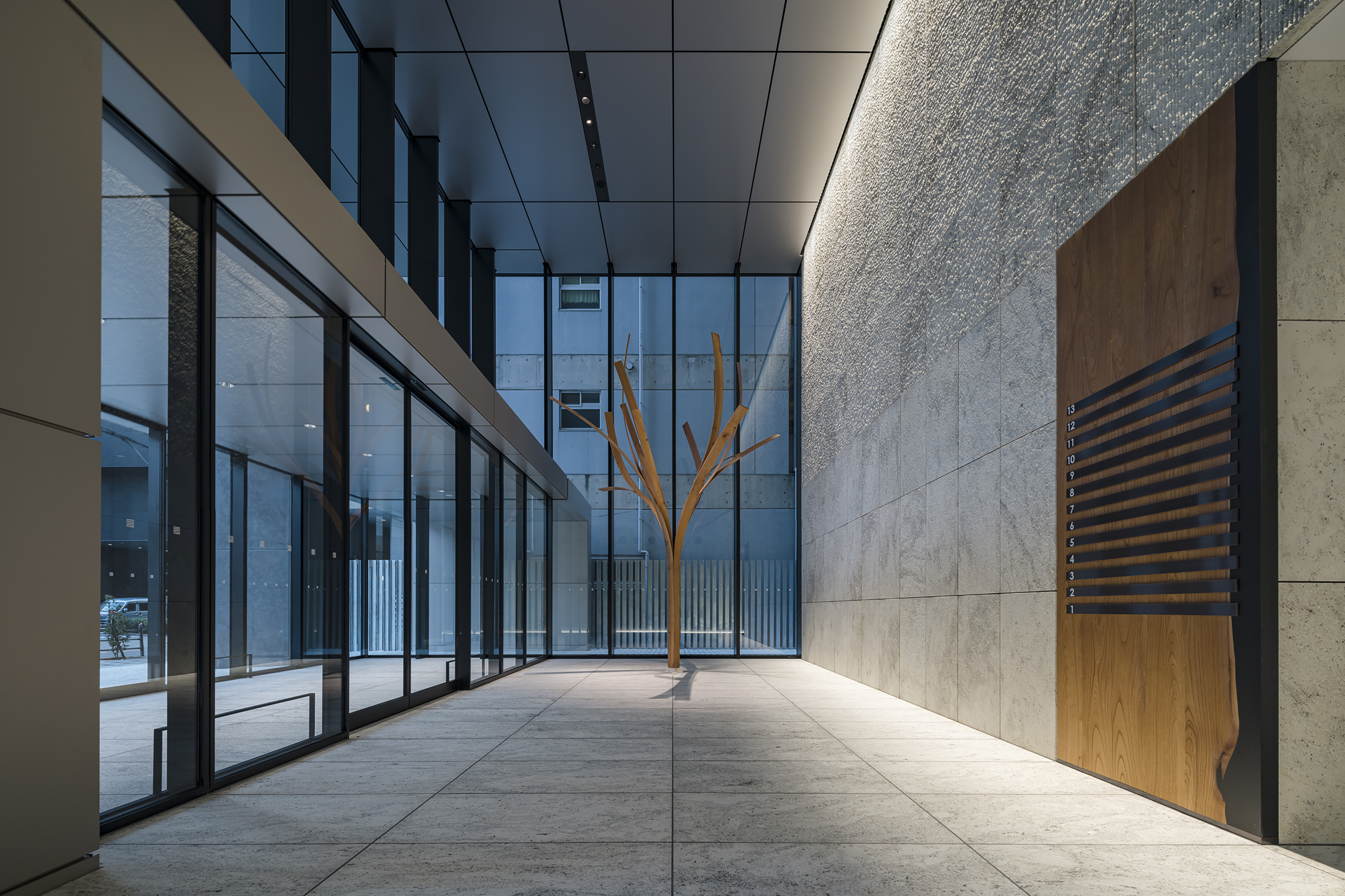 ウッドデザイン賞 受賞作品データベース | 新大阪第5ドイビル 2022年