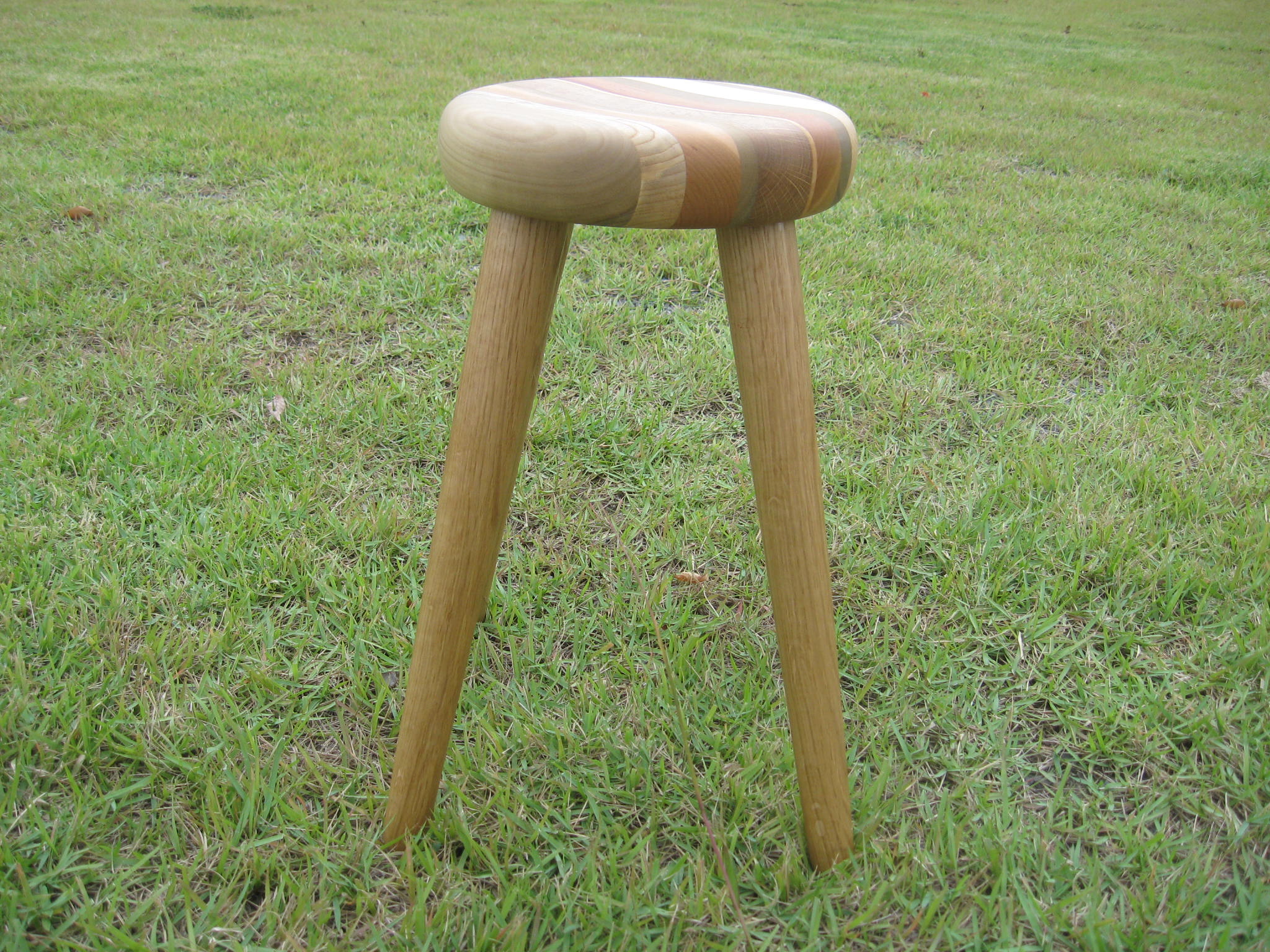 ウッドデザイン賞 受賞作品データベース | Shimashima stool 2015年