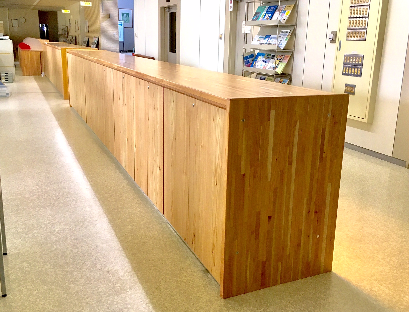 ウッドデザイン賞 受賞作品データベース | 地域産からまつ「ハイ